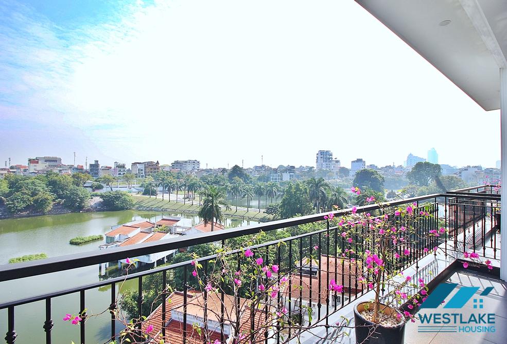 A pretty and lake view 3 beds apartment for rent in Tu Hoa, Tay Ho