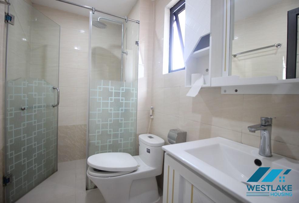 A high floor 1 bedroom apartment for rent in Trinh cong son, Tay ho