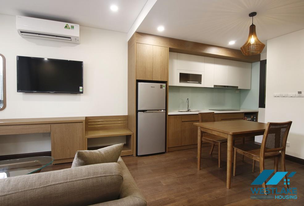 An excellent quality studio apartment for rent on Lieu Giai street, Ba Dinh, Ha Noi