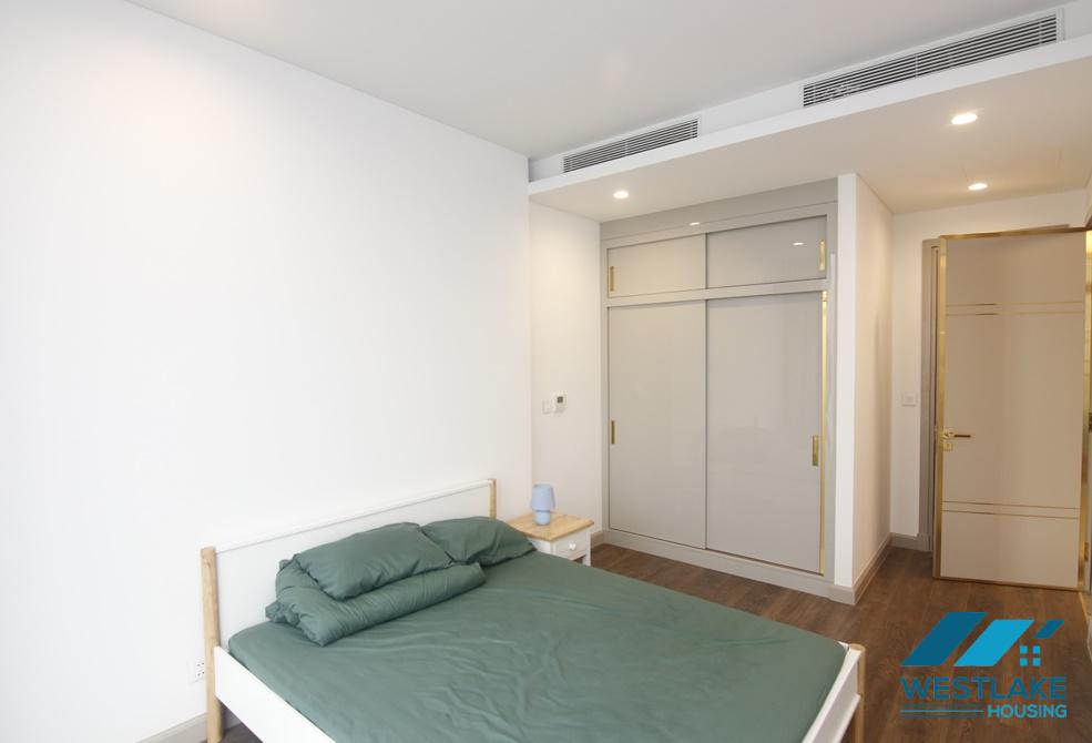 Cho thuê căn hộ 2 phòng ngủ đẹp tại Sun Grand Thụy Khuê