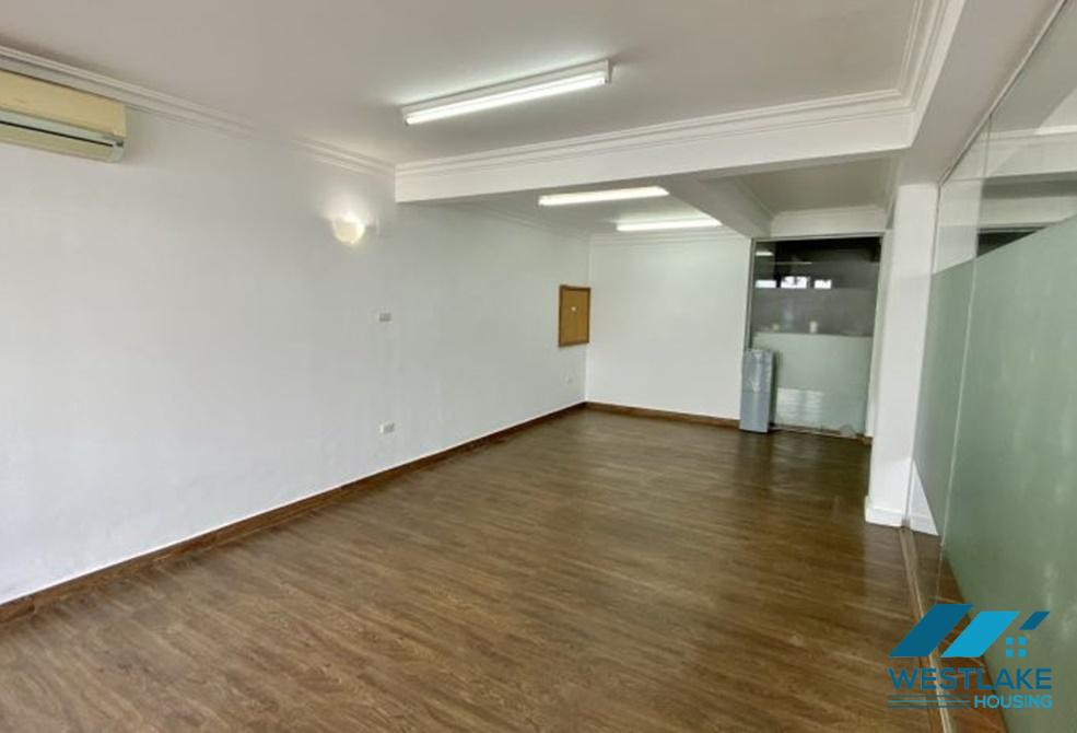 An office/ shop space for rent in Quang khanh, Tay ho