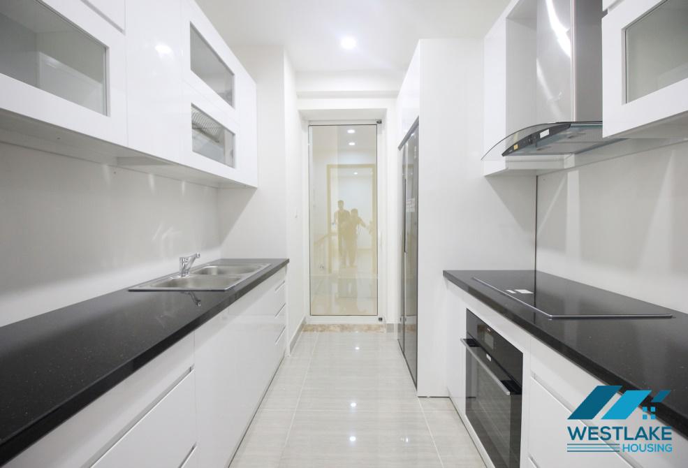 Three bedrooms apartment for rent in L3 building Ciputra, Ha Noi