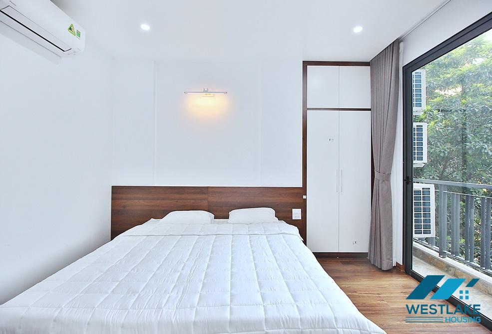 Căn Hộ 3 Phòng Ngủ Hoàn Toàn Mới Cho Thuê Tại Xuân Diệu, Tây Hồ
