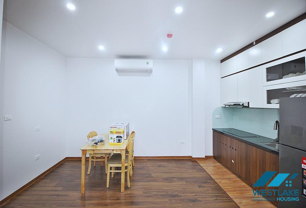 Căn Hộ 3 Phòng Ngủ Hoàn Toàn Mới Cho Thuê Tại Xuân Diệu, Tây Hồ