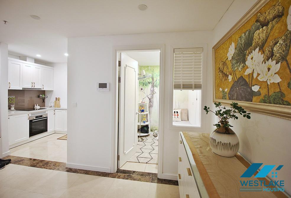 Căn hộ 2 phòng ngủ tuyệt đẹp cho thuê tại tòa nhà D'Leroi Soleil, Xuân Diệu, Tây Hồ