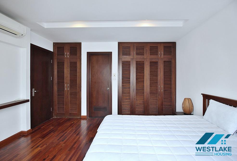 A spacious 3 bedroom apartment with lakeview in Tay ho