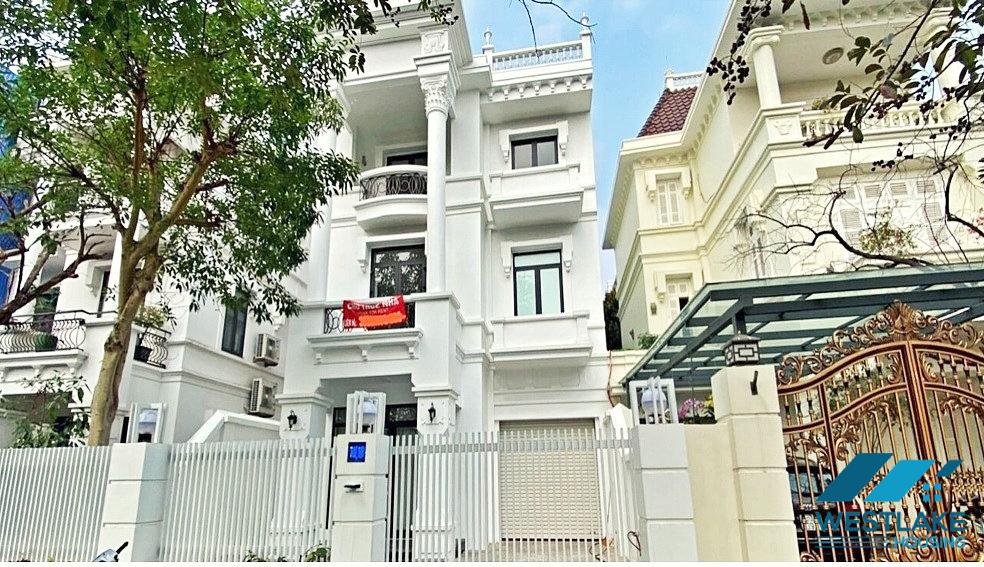 Newly renovated house with back yard and garage for rent in Ciputra, Tay Ho, Ha Noi