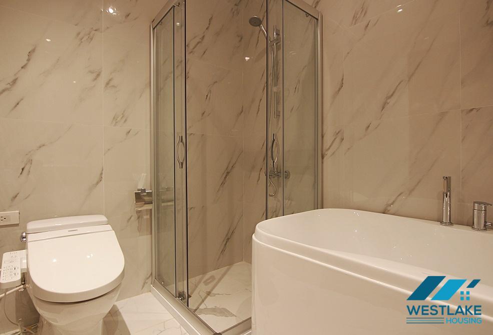 Good location, 02 bedrooms apartment for rent on Tu Hoa Street, Tay Ho, Ha Noi
