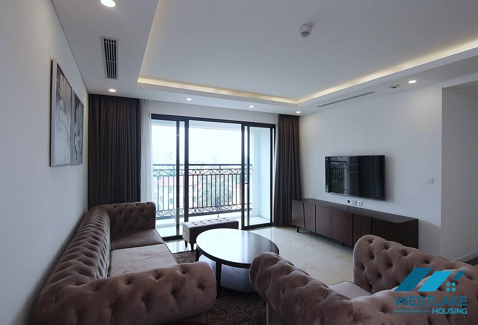 Cho thuê căn hộ 3 phòng ngủ nội thất đẹp tại tòa nhà D' Le Roi Soleil, Xuân Diệu, Tây Hồ