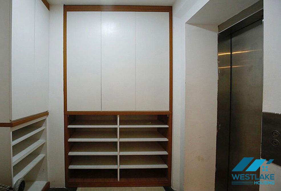 High floor three bedroom apartment for rent in Ciputra, Tay Ho, Ha Noi