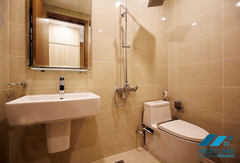 Cho thuê căn hộ mới tầng cao đầy đủ nội thất tại khu đô thị Ciputra