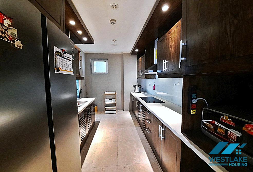 154spm - Apartment with three bedroom for rent in Ciputra L Tower, Tay Ho, Ha Noi