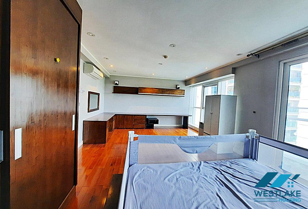154spm - Apartment with three bedroom for rent in Ciputra L Tower, Tay Ho, Ha Noi