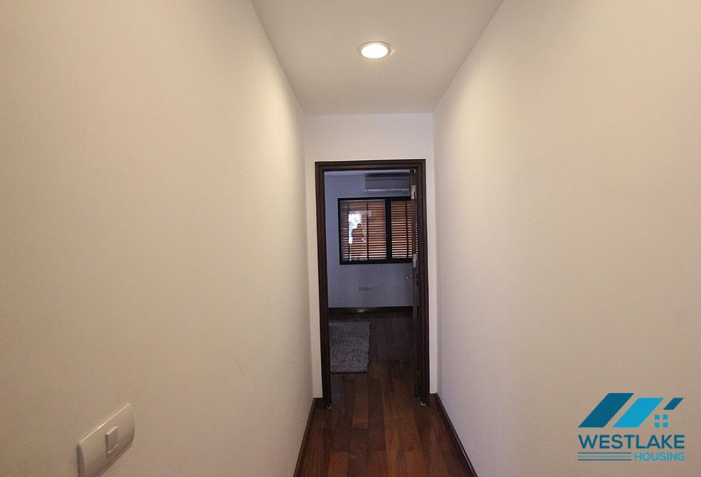 Nice 02 bedrooms apartment for rent in Truc Bach area, Ba Dinh, Ha Noi