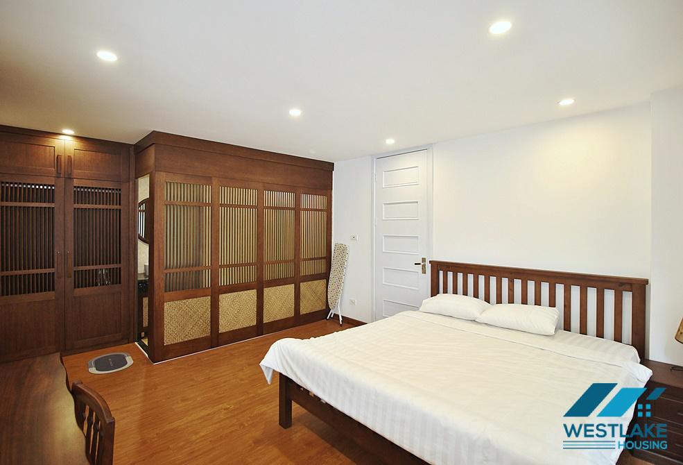Căn Hộ 2 Phòng Ngủ Đẹp Cho Thuê Tại  Phố Xuân Diệu Tây Hồ, Hà Nội
