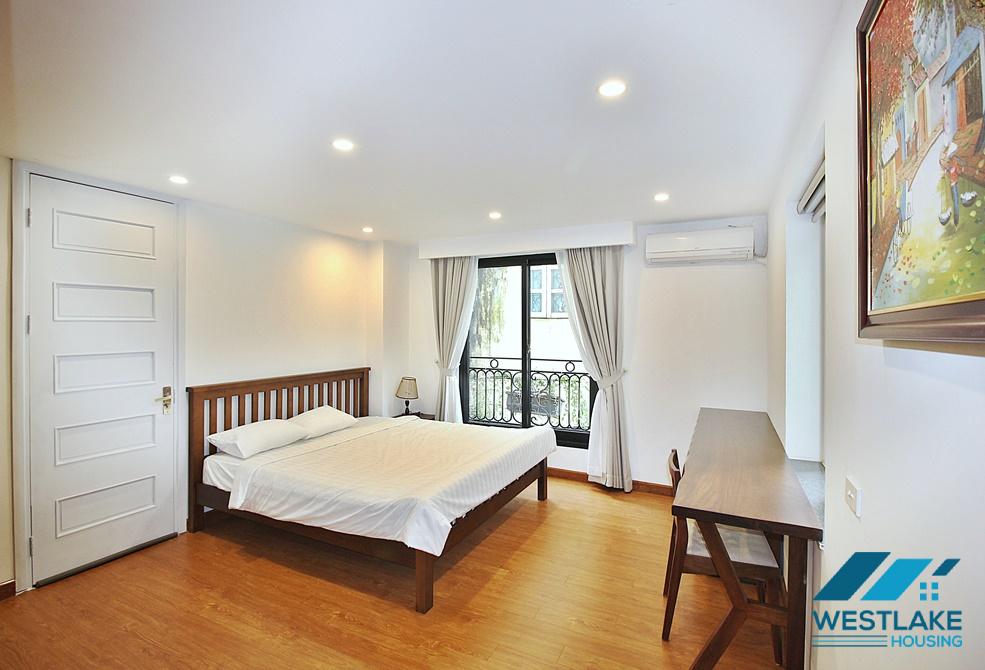 Căn Hộ 2 Phòng Ngủ Đẹp Cho Thuê Tại  Phố Xuân Diệu Tây Hồ, Hà Nội