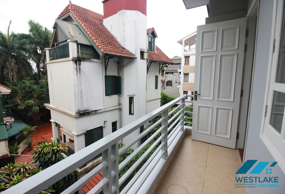 A good 4 bedroom house for rent in Tay Ho, Ha Noi