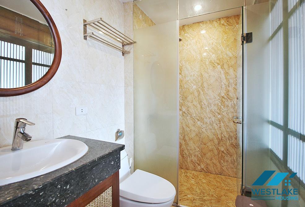 Cho Thuê Căn Hộ 2 Phòng Ngủ Mới Đẹp, Sáng Thoáng Tại Phố Xuân Diệu, Tây Hồ, Hà Nội