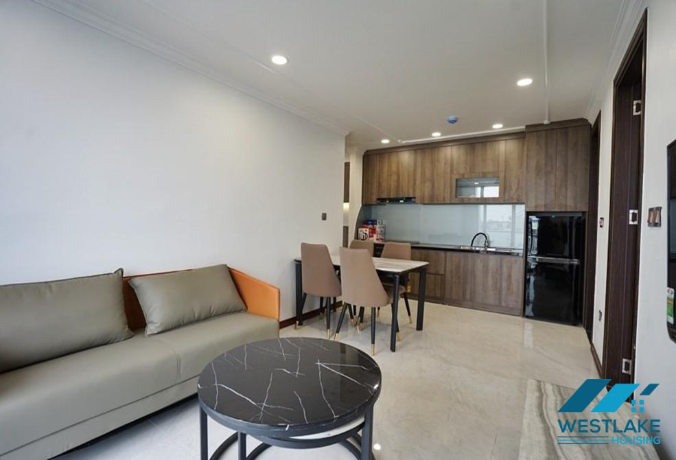 A spacious 02 bedrooms apartment on high floor in Truc Bach area, Ba Dinh, Ha Noi for rent