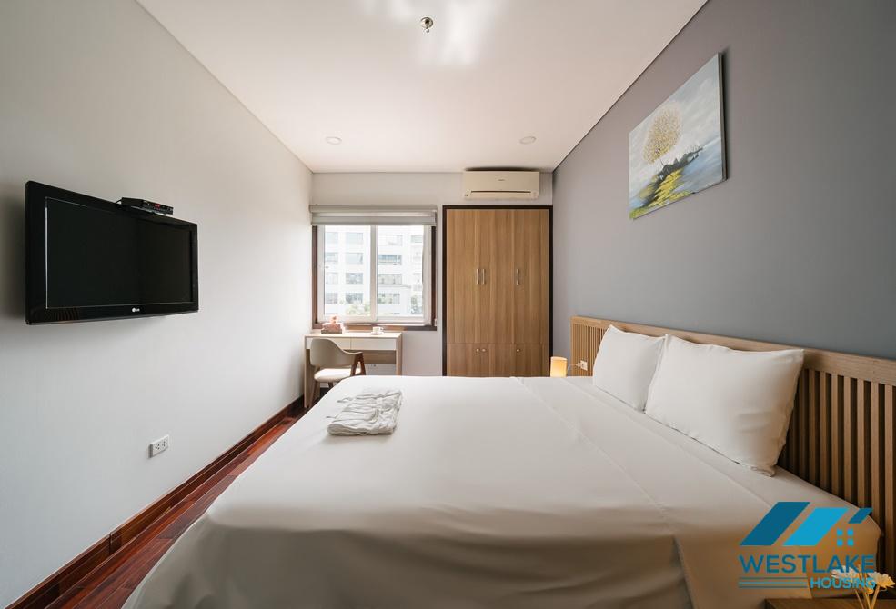 A pretty 2 bedrooms apartment for rent on Kim Ma street, Ba Dinh, Ha Noi