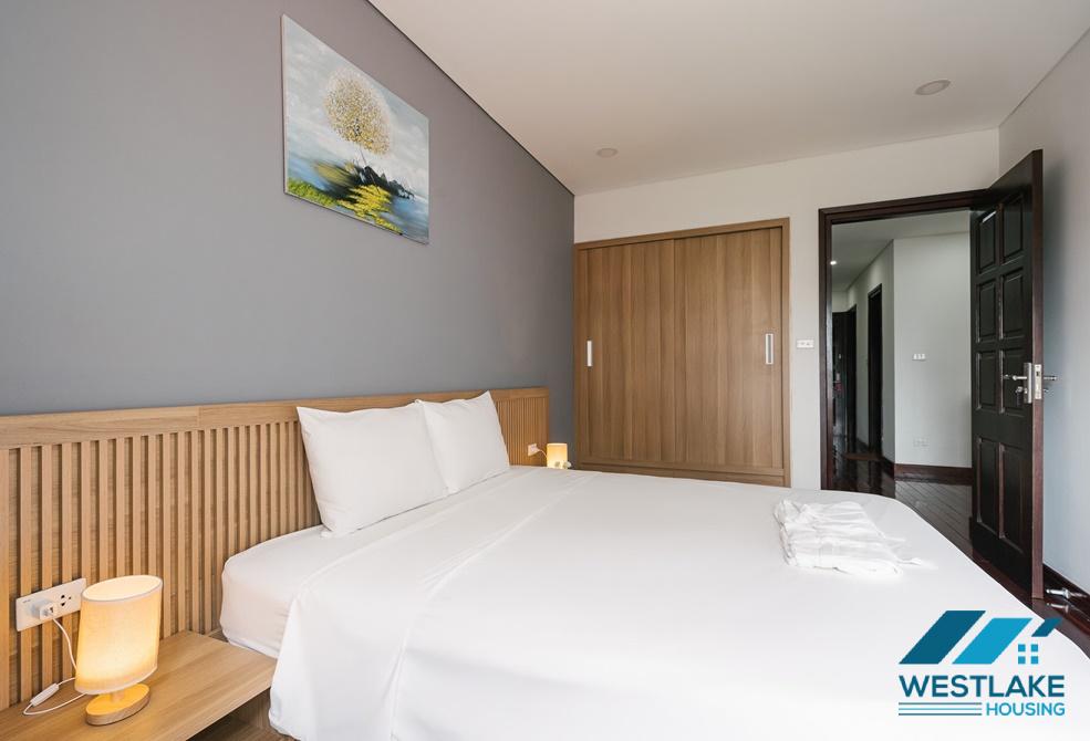 A pretty 2 bedrooms apartment for rent on Kim Ma street, Ba Dinh, Ha Noi