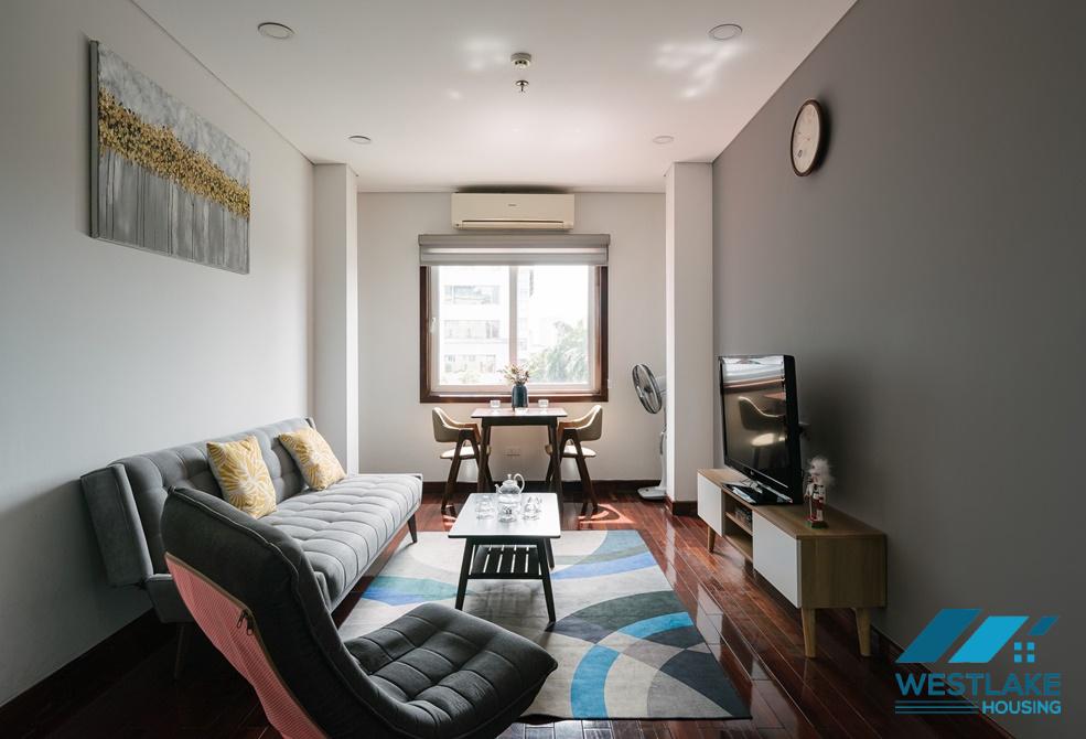 A pretty 2 bedrooms apartment for rent on Kim Ma street, Ba Dinh, Ha Noi