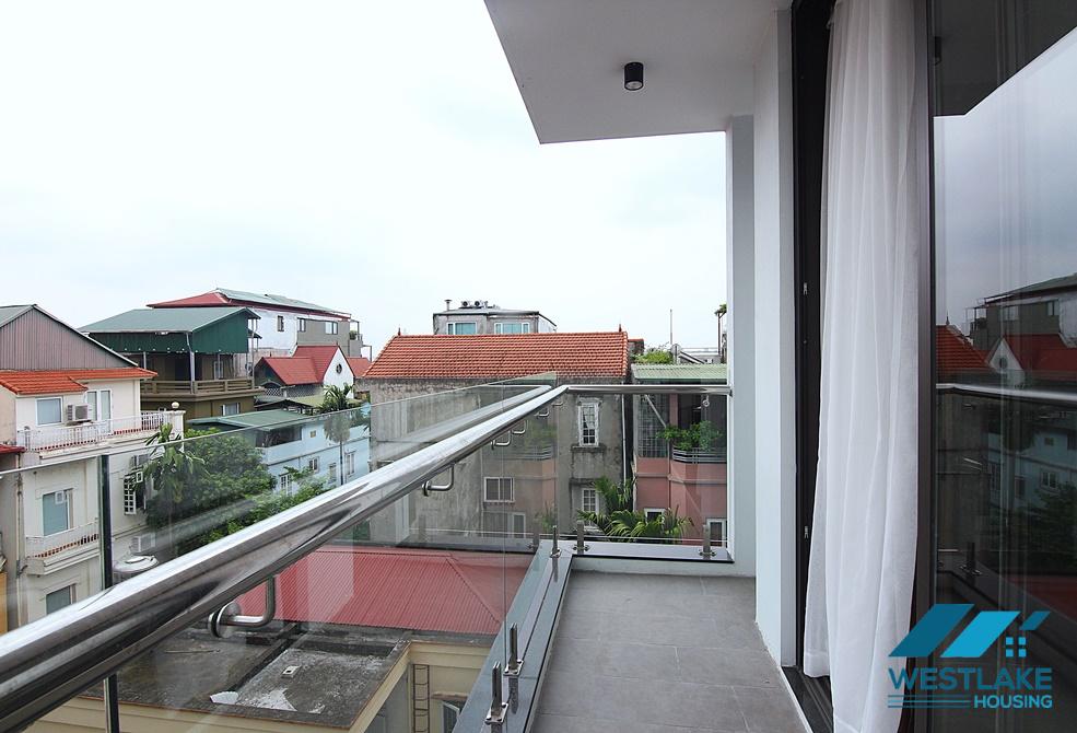 Căn Hộ 2 Phong Ngủ Rộng Đẹp, View Hồ Cho Thuê Tại Đặng Thai Mai Tây Hồ,Hà Nội