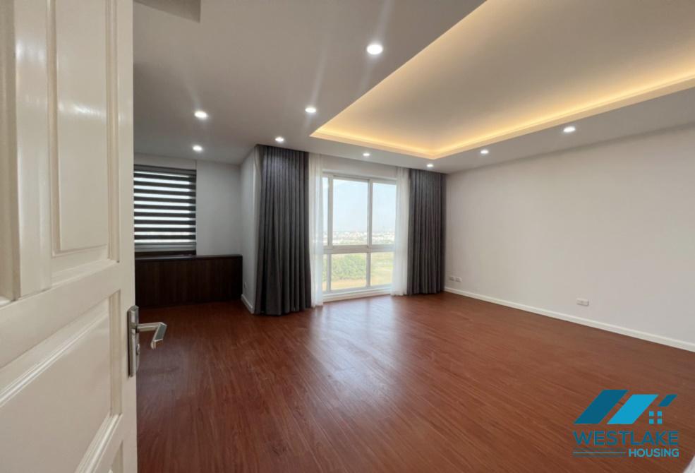 Renovated 3 beds apartment for rent in P building, Ciputra, Tay Ho