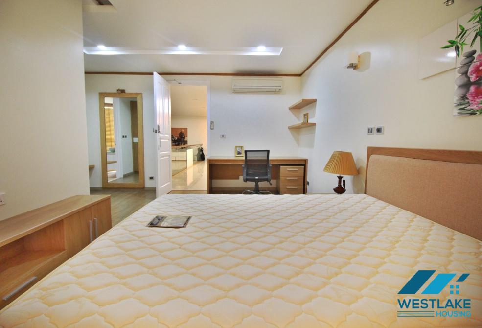 Cho thuê căn hộ penthouse tại tòa P, Ciputra, Hà Nội, Việt Nam