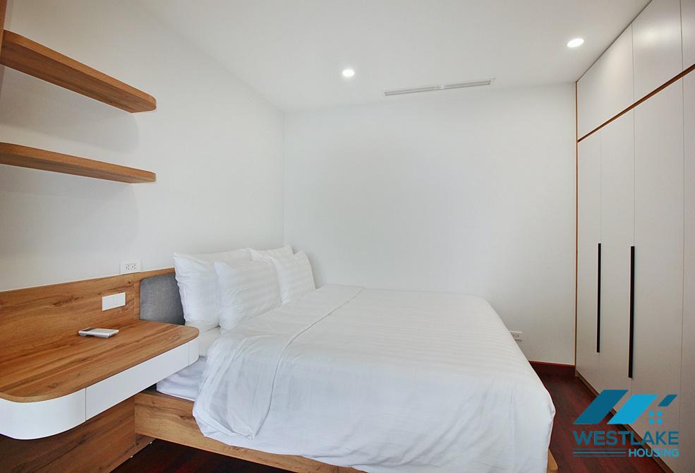 Brand new and modern 02 bedrooms apartment for rent on Nhat Chieu Street, Tay Ho, Ha Noi