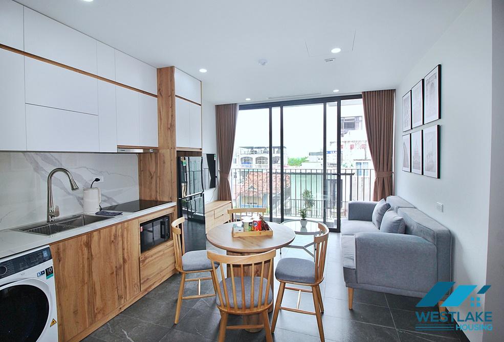 Brand new and modern 02 bedrooms apartment for rent on Nhat Chieu Street, Tay Ho, Ha Noi