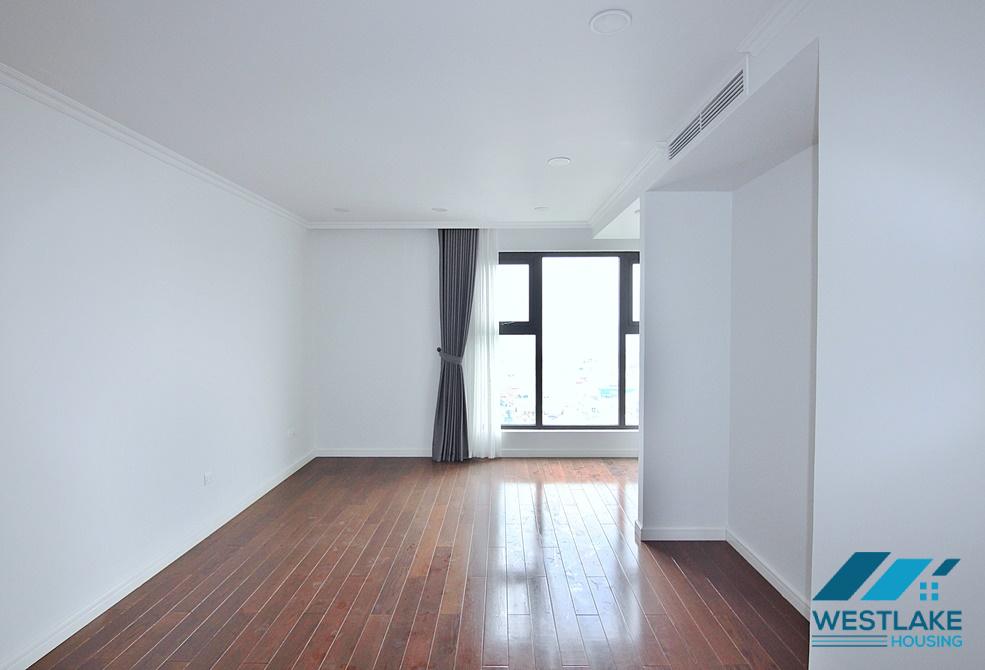 CHO THUÊ CĂN HỘ 4 PHÒNG NGỦ SANG TRỌNG TẠI DE L'ROI SOLEIL – VIEW HỒ TÂY TUYỆT ĐẸP!