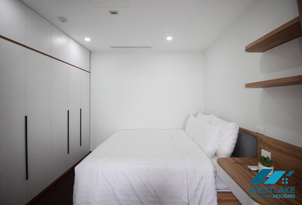 Beautiful 02 bedrooms apartment with amazing lake view for rent in Tay Ho, Ha Noi