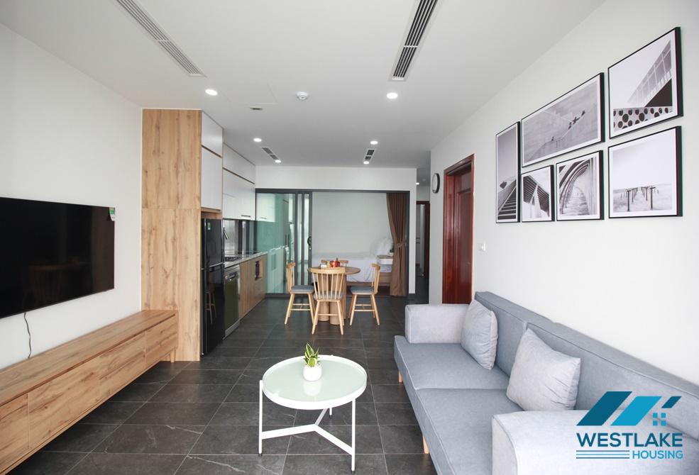 Beautiful 02 bedrooms apartment with amazing lake view for rent in Tay Ho, Ha Noi