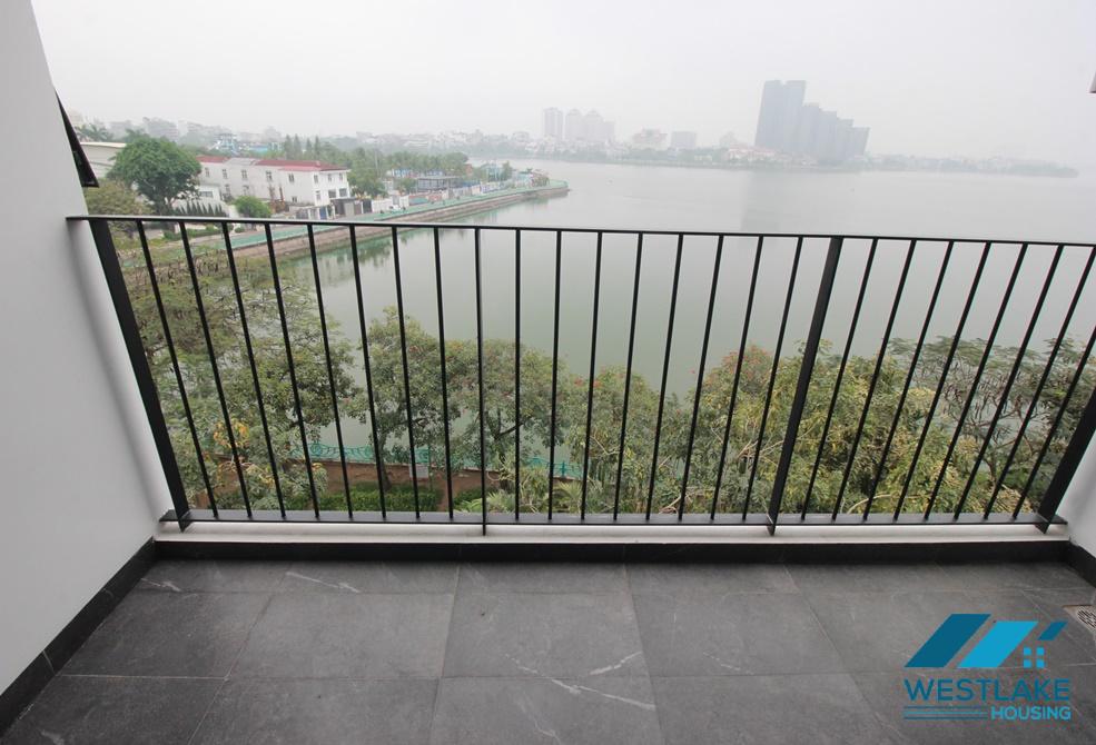 Beautiful 02 bedrooms apartment with amazing lake view for rent in Tay Ho, Ha Noi
