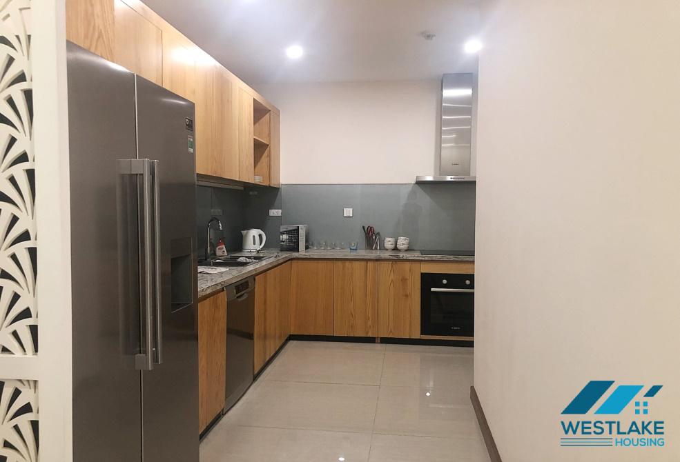Căn hộ 3 phòng ngủ tuyệt đẹp cho thuê tại Ciputra, Hà Nội