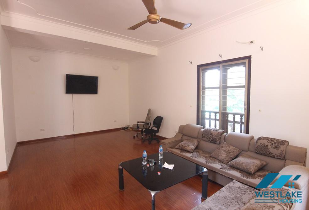 A spacious 4 bedroom house for rent in Tay Ho, Ha Noi