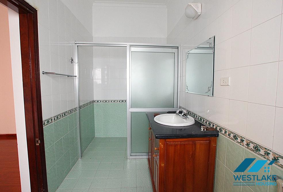 A spacious 4 bedroom house for rent in Tay Ho, Ha Noi