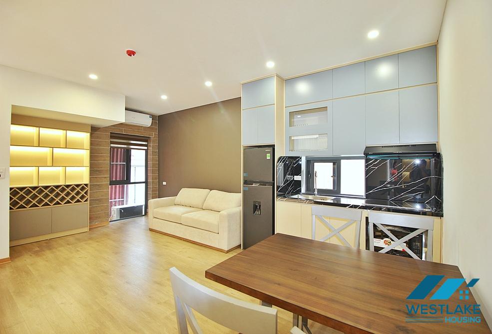 Morden and lake view 1 bedroom apartment for rent in Vu Mien st, Tay Ho