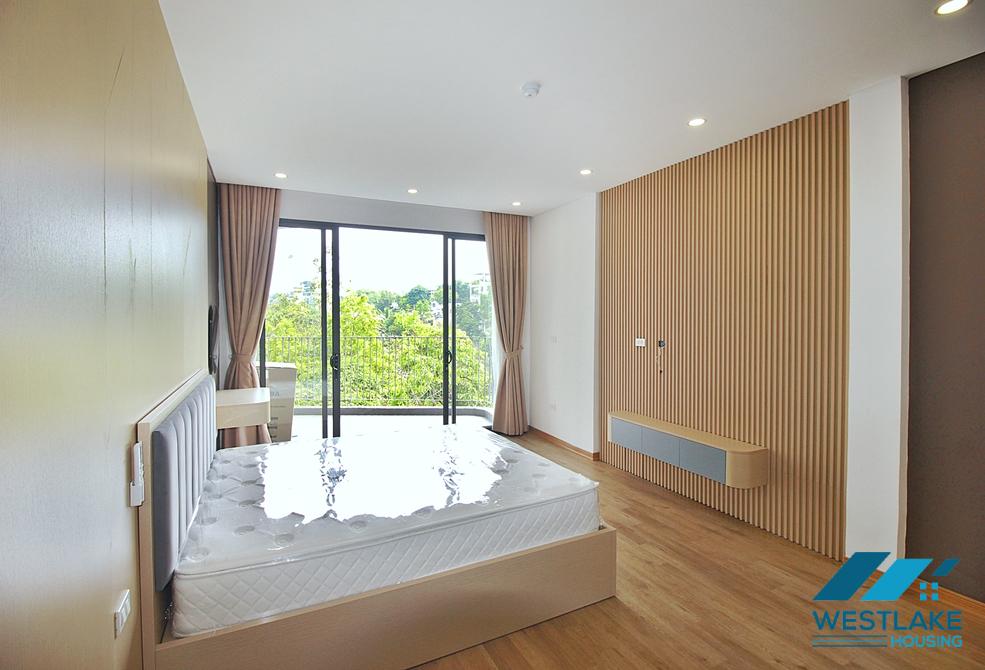 Morden and lake view 1 bedroom apartment for rent in Vu Mien st, Tay Ho