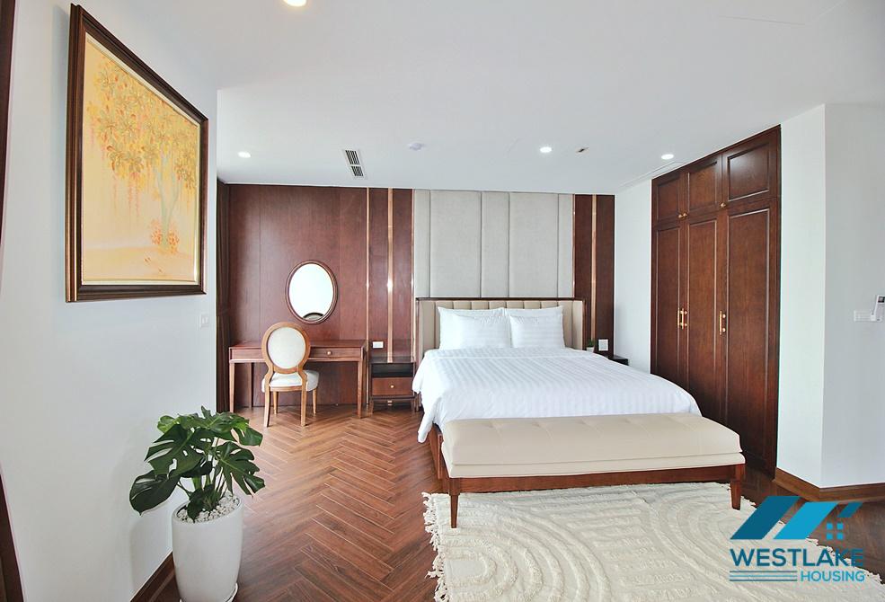 Amazing lake view duplex apartment for rent on Nhat Chieu Street, Tay Ho, Ha Noi