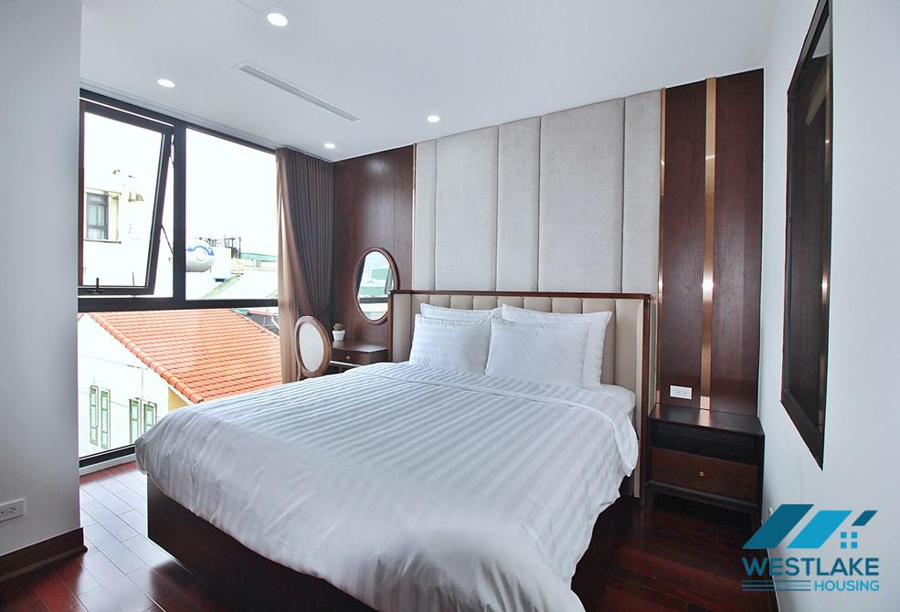 Amazing lake view duplex apartment for rent on Nhat Chieu Street, Tay Ho, Ha Noi