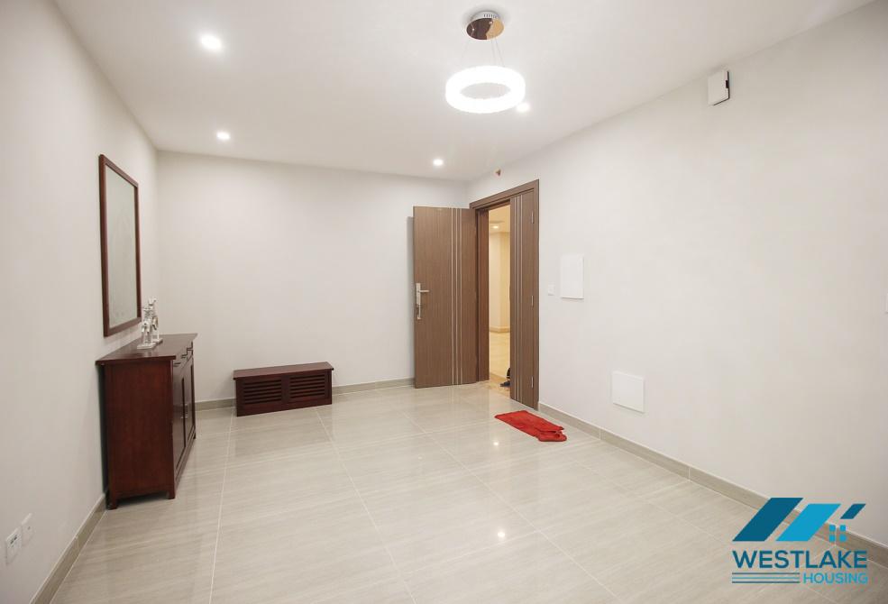 Căn hộ 3 phòng ngủ hoàn toàn mới cho thuê tại Ciputra, Tây Hồ