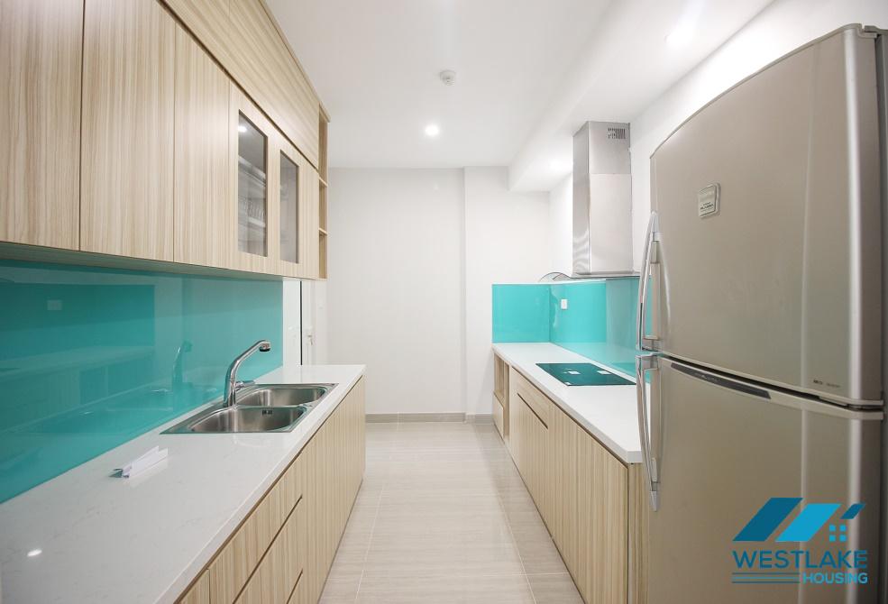 Căn hộ 3 phòng ngủ hoàn toàn mới cho thuê tại Ciputra, Tây Hồ