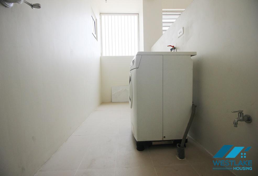 Căn hộ 3 phòng ngủ hoàn toàn mới cho thuê tại Ciputra, Tây Hồ