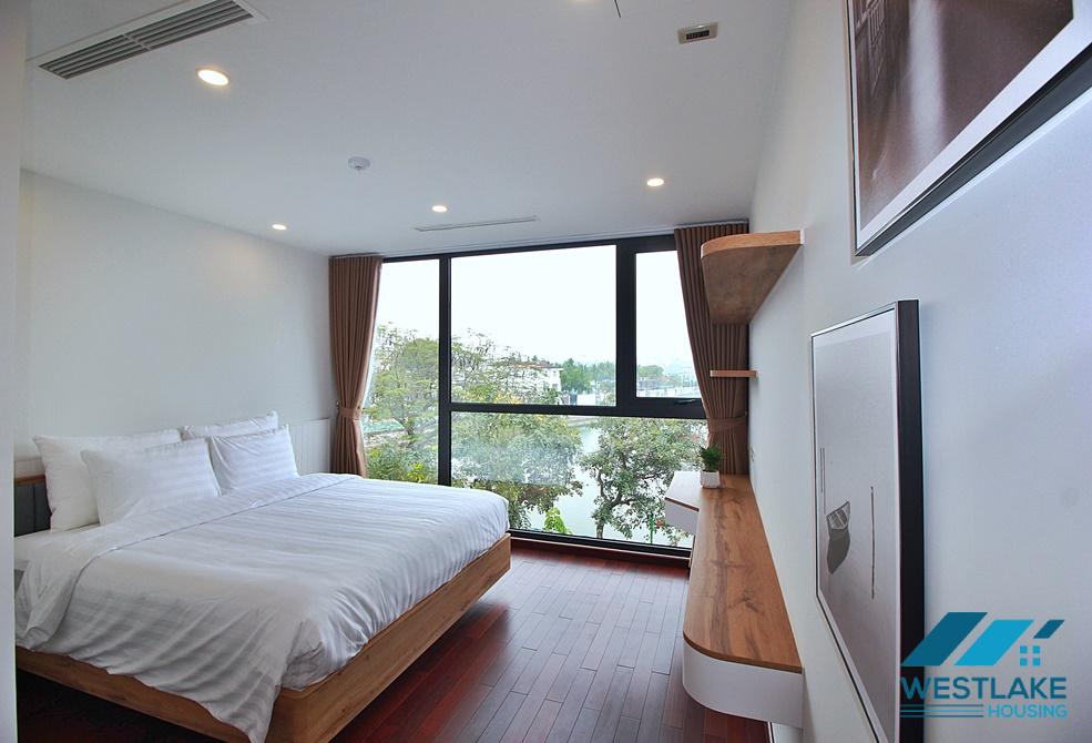 A modern 02 bedrooms apartment for rent on Nhat Chieu Street, Tay Ho, Ha Noi