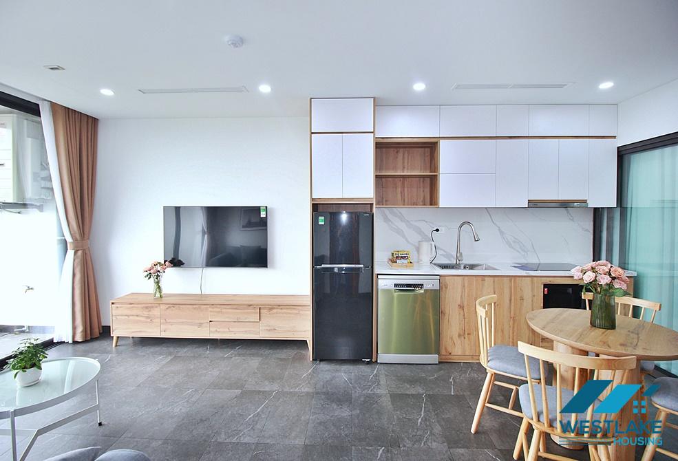 A modern 02 bedrooms apartment for rent on Nhat Chieu Street, Tay Ho, Ha Noi