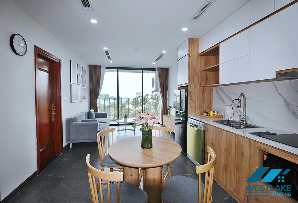 A modern 02 bedrooms apartment for rent on Nhat Chieu Street, Tay Ho, Ha Noi