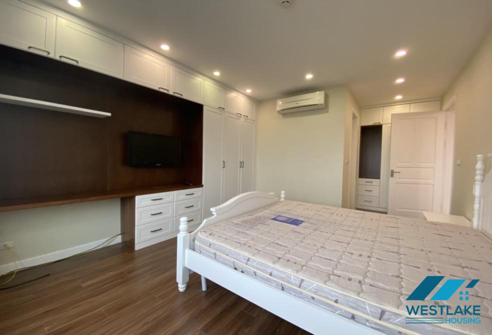 A three-bedroom apartment in the complex Ciputra, Tay Ho, Ha Noi