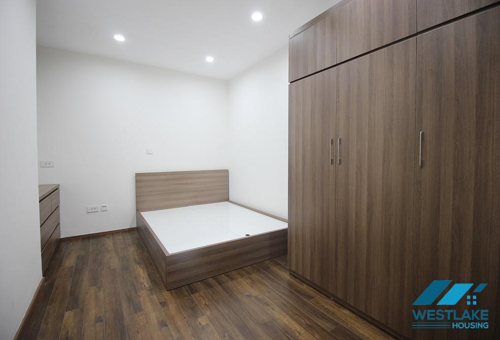 Cho thuê căn hộ 3 phòng ngủ mới, sáng sủa tại Ciputra, Tây Hồ